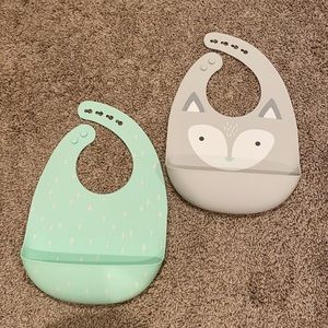 Silicone bibs
